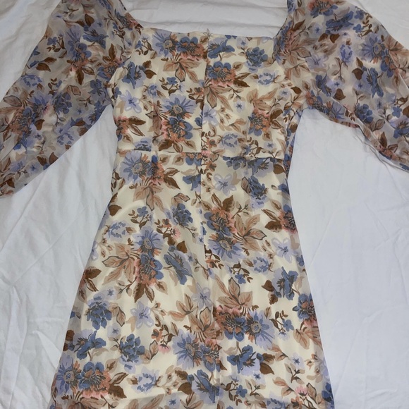 Altar’d State Serelia dress size L in cream and lilac - Picture 3 of 4